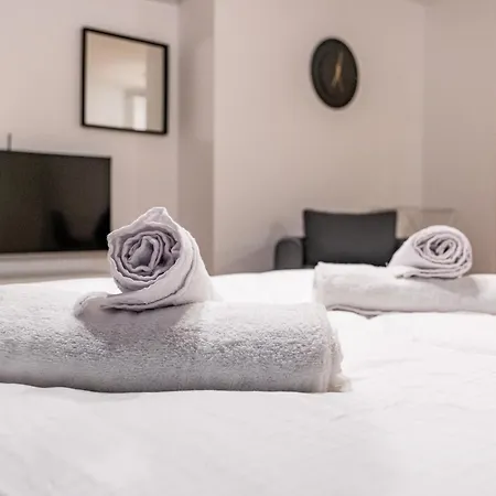 Stylish With Free Parking * Sofia