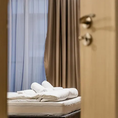 Stylish With Free Parking * Sofya