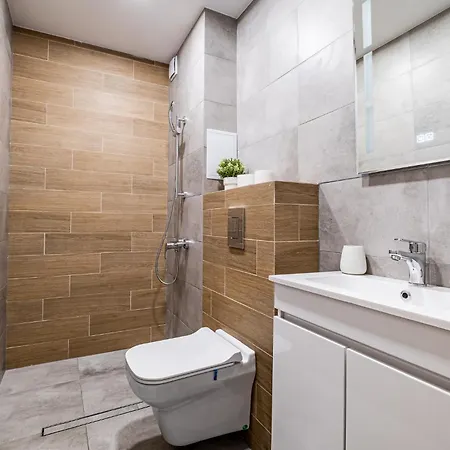 Apartment Stylish With Free Parking