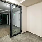 Stylish With Free Parking Appartamento Sofia